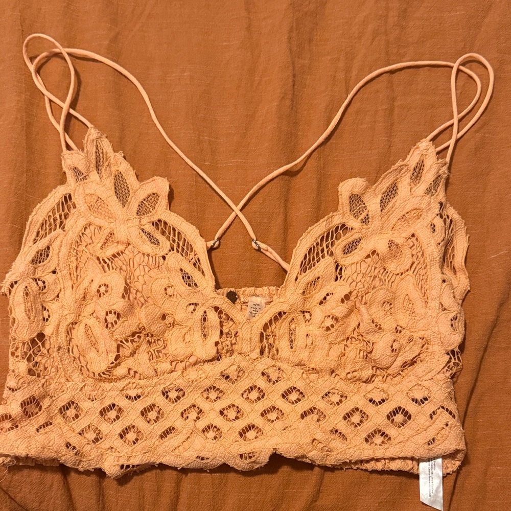 Lace Bralette in Peach
